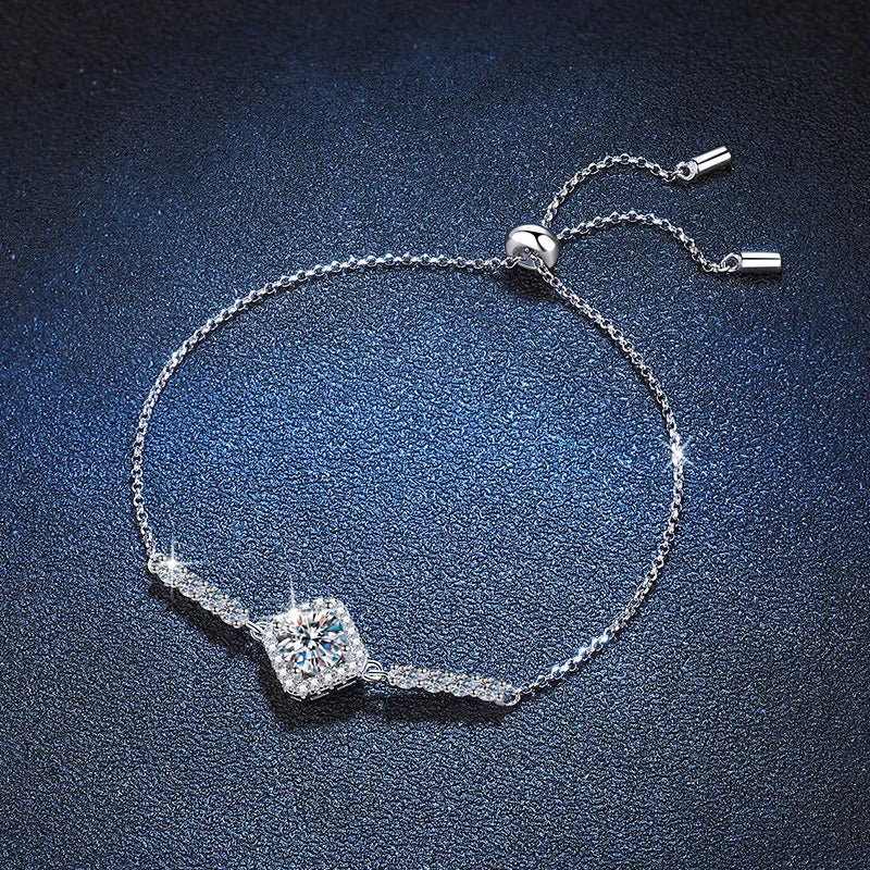 Silver Pendant Bracelet